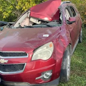 Salvage Vehicle - Chevrolet Equinox SUV. PARTS