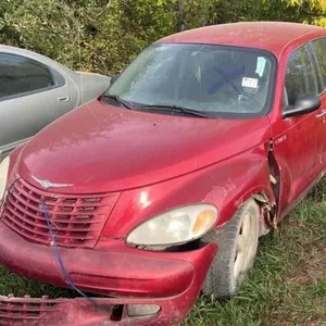 Salvage Vehicle - Chrysler PT Cruiser. PARTS