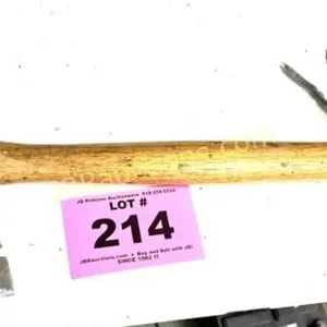 HAMMER / HATCHET