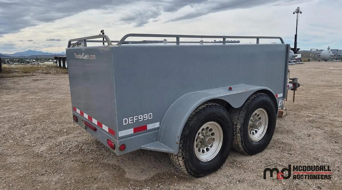 2016 Thunder Creek DEF990 Tandem Axle DEF Trailer
UNRESERVED