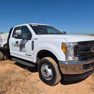 2017 Ford F350 Fuel Service Truck
 UNRESERVED
