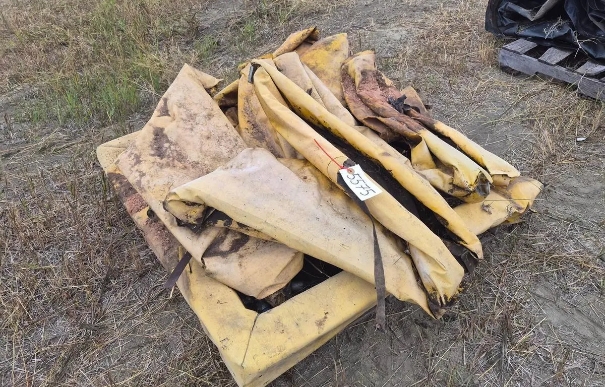 Containment Berms w/ Fittings & Couplers
UNRESERVED