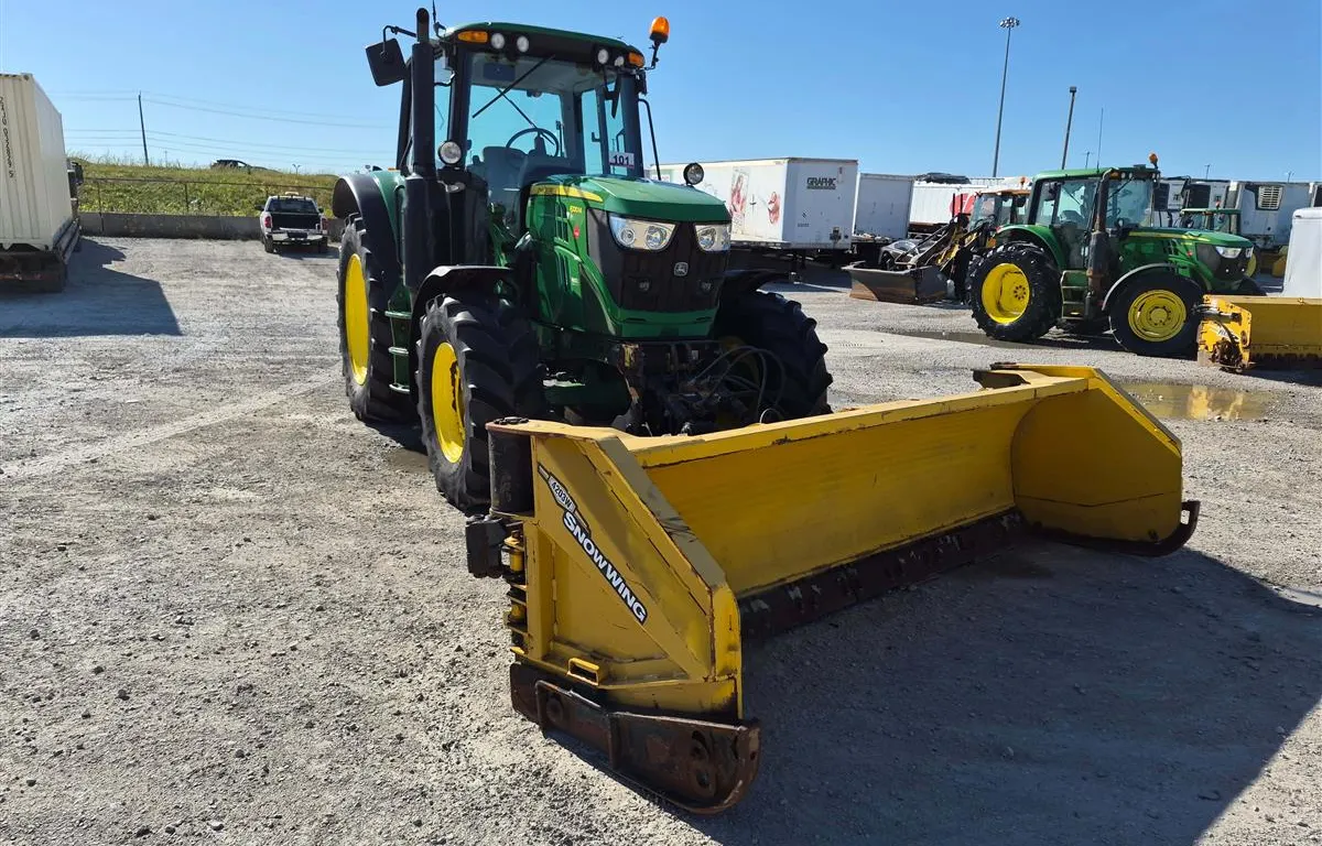 2019 John Deere 6120M Tractor w/ HLA SnowWing Snow Blade
UNRESERVED