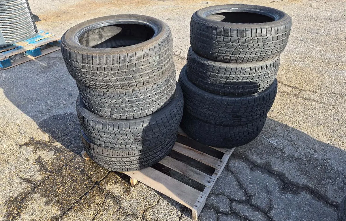 (8) Assorted Firestone & Goodyear Tires
UNRESERVED