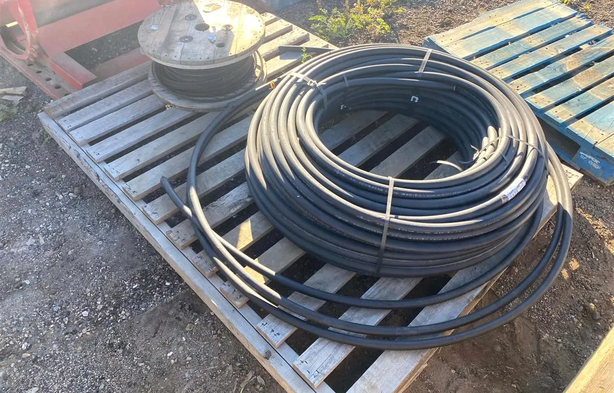PolyTubes 1" HDPE Pipe Coil & Wire Rope Reel
UNRESERVED