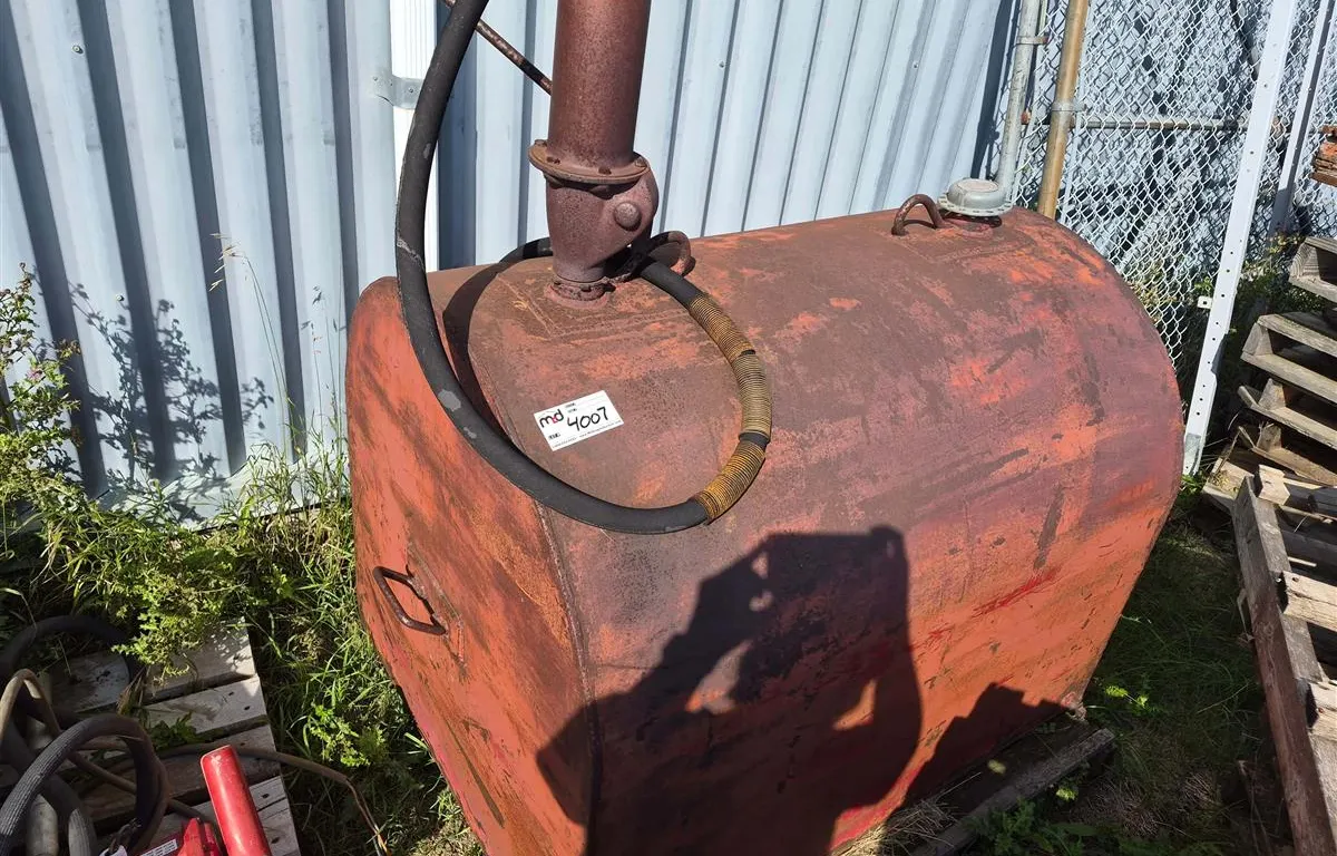 Steel Fuel Transfer Tank with Hand Pump
UNRESERVED