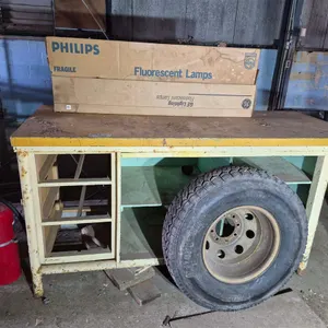 Steel Workbench with Fluorescent Lamps and Tire
 UNRESERVED