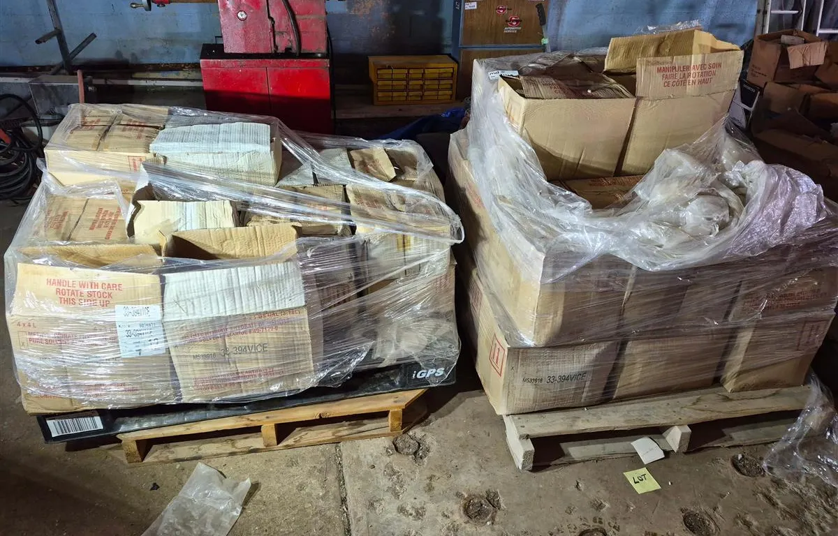 Viceroy Methyl Hydrate and Gas Line Antifreeze
UNRESERVED