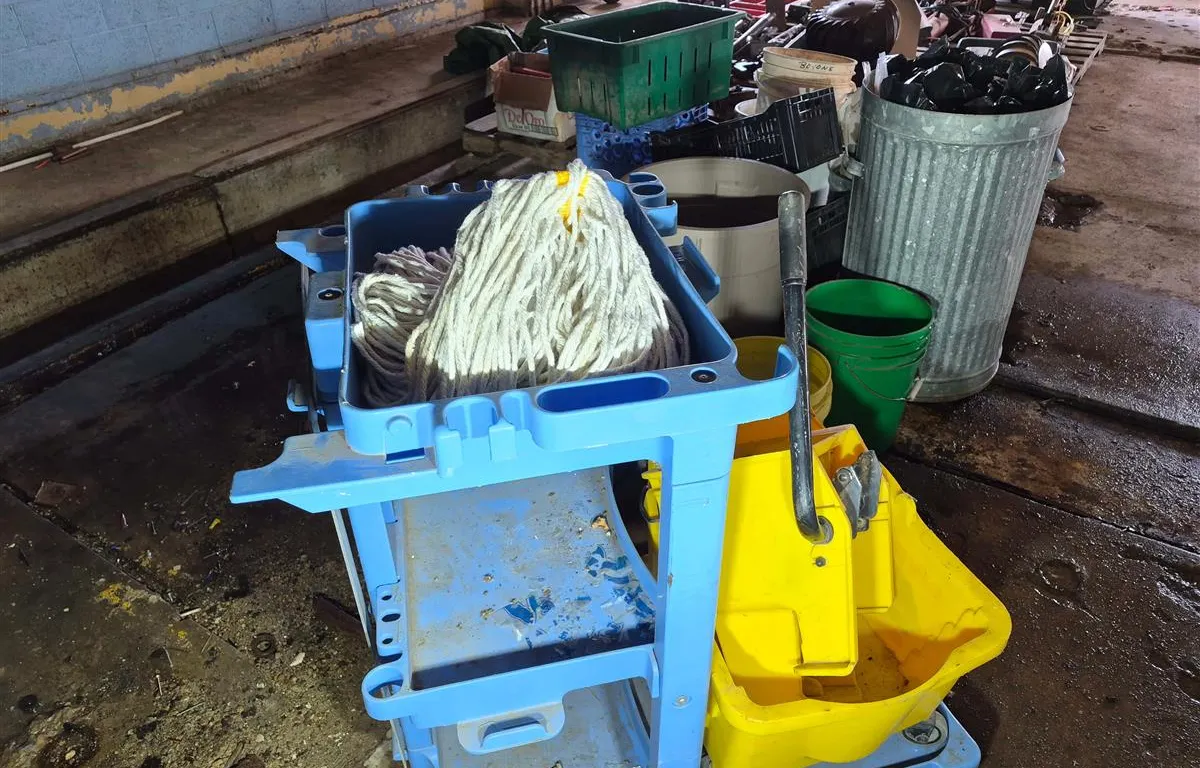 Assorted Janitorial Supplies and Containers
UNRESERVED