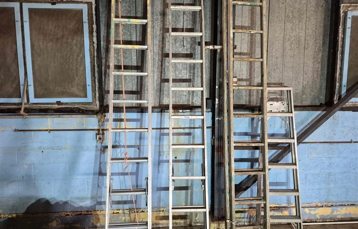 Assorted Extension and Step Ladders
UNRESERVED