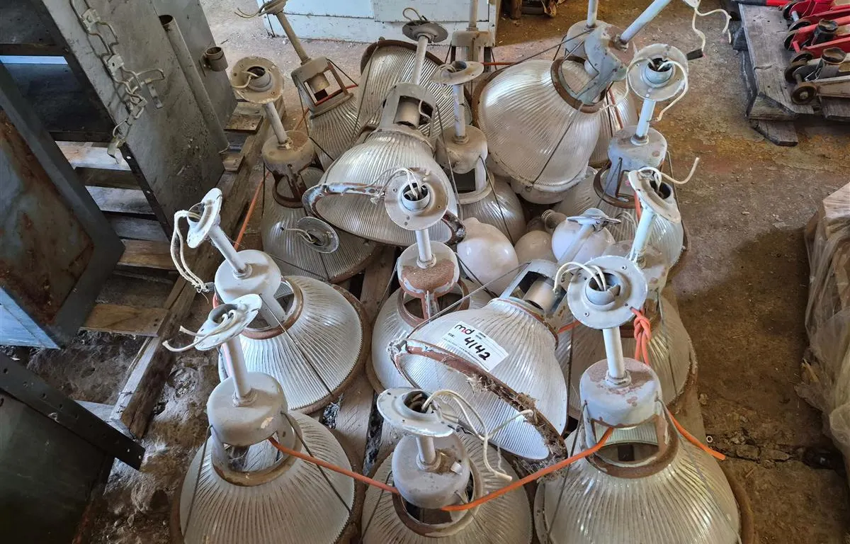 Lot of Industrial Pendant Light Fixtures
UNRESERVED