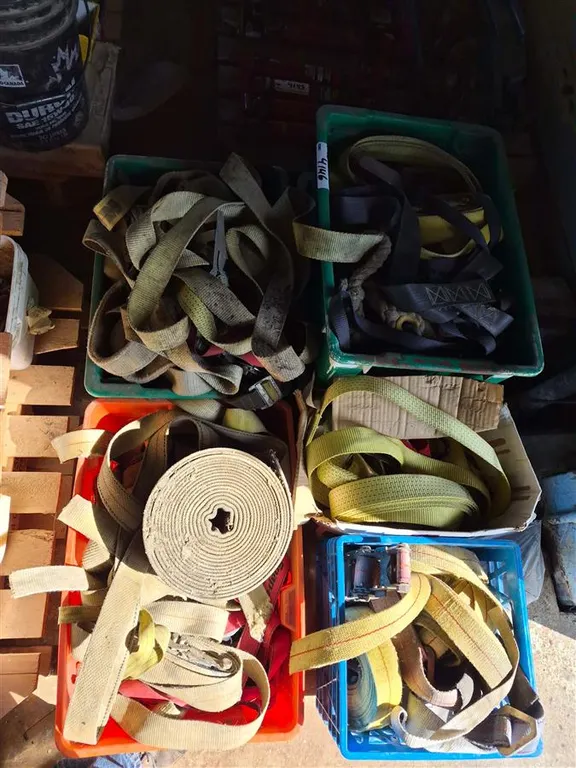 Assorted Tie-Down Straps and Hardware
UNRESERVED