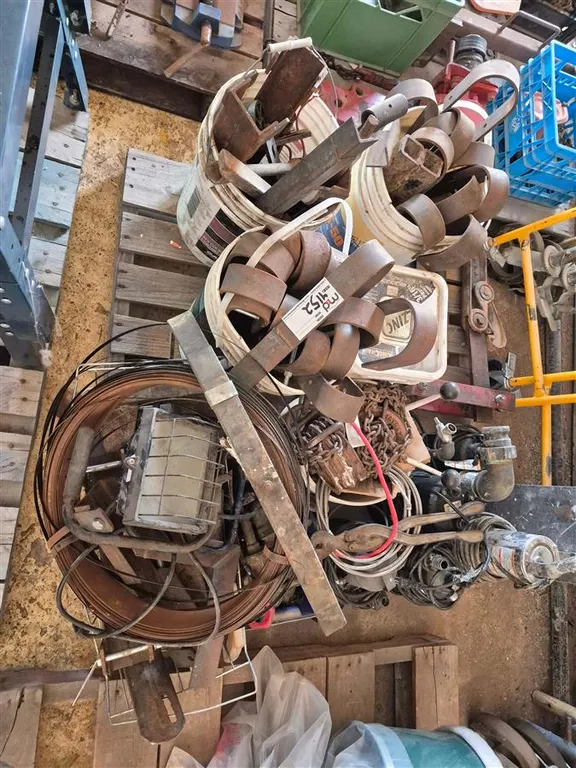 Assorted Shop Tools, Hardware and Cable
UNRESERVED