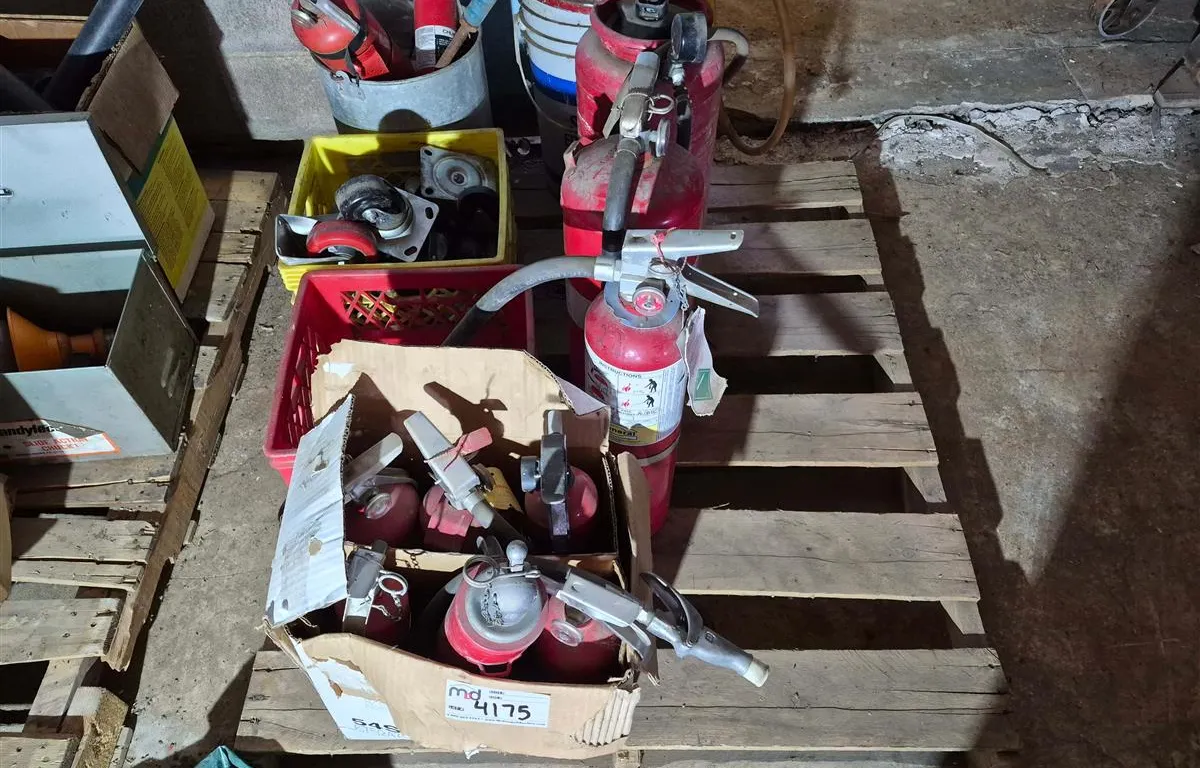 Assorted Fire Extinguishers and Casters
UNRESERVED