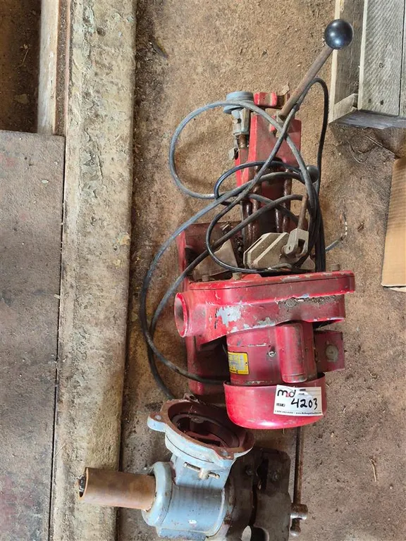 Brake Shoe Relining Machine
UNRESERVED