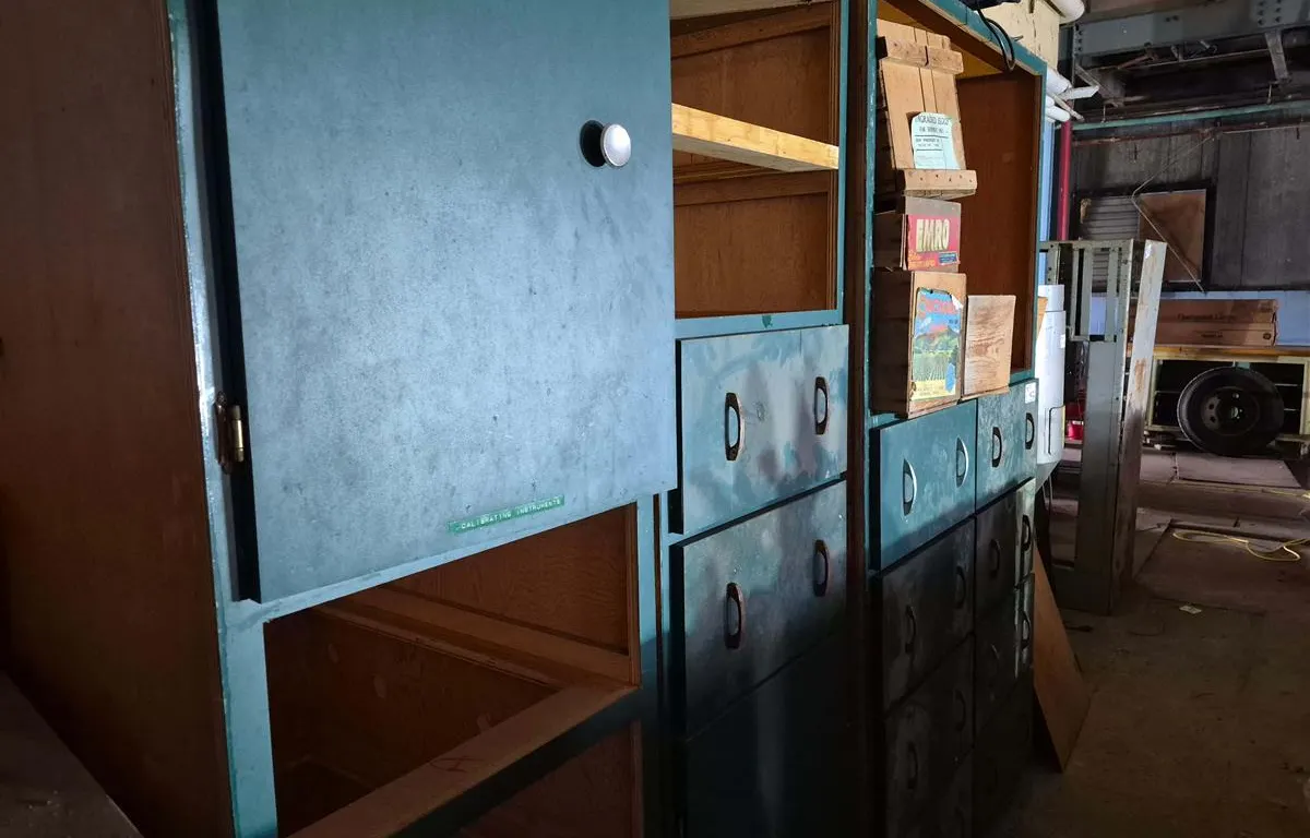 Vintage Storage Cabinets and Wood Crates
UNRESERVED