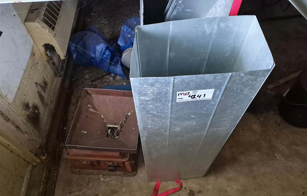 Galvanized Hopper and Duct Fittings
UNRESERVED
