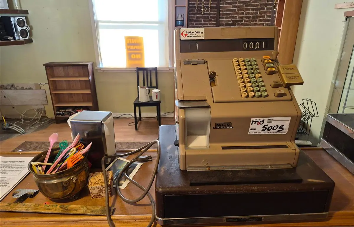 Vintage NCR Mechanical Cash Register
UNRESERVED