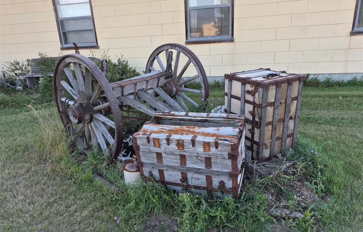 Antique Horse-Drawn Wagon and Assorted Decor
UNRESERVED