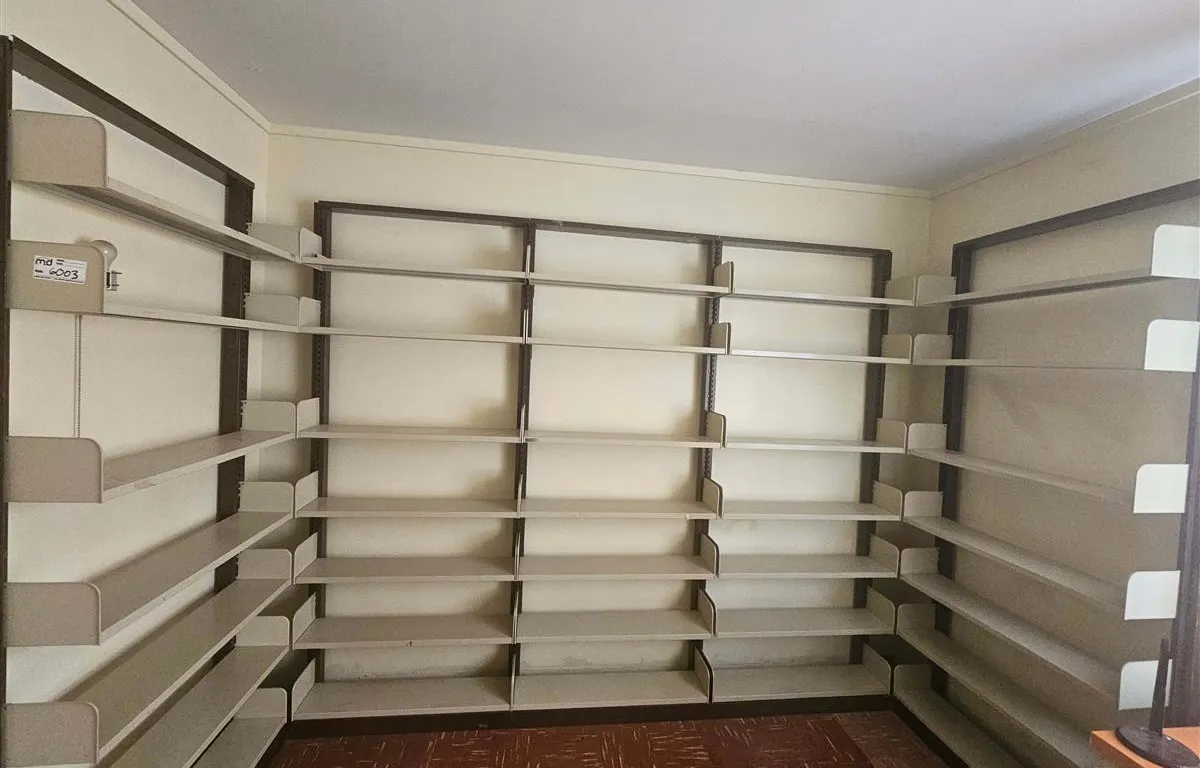 Adjustable Shelving System
UNRESERVED