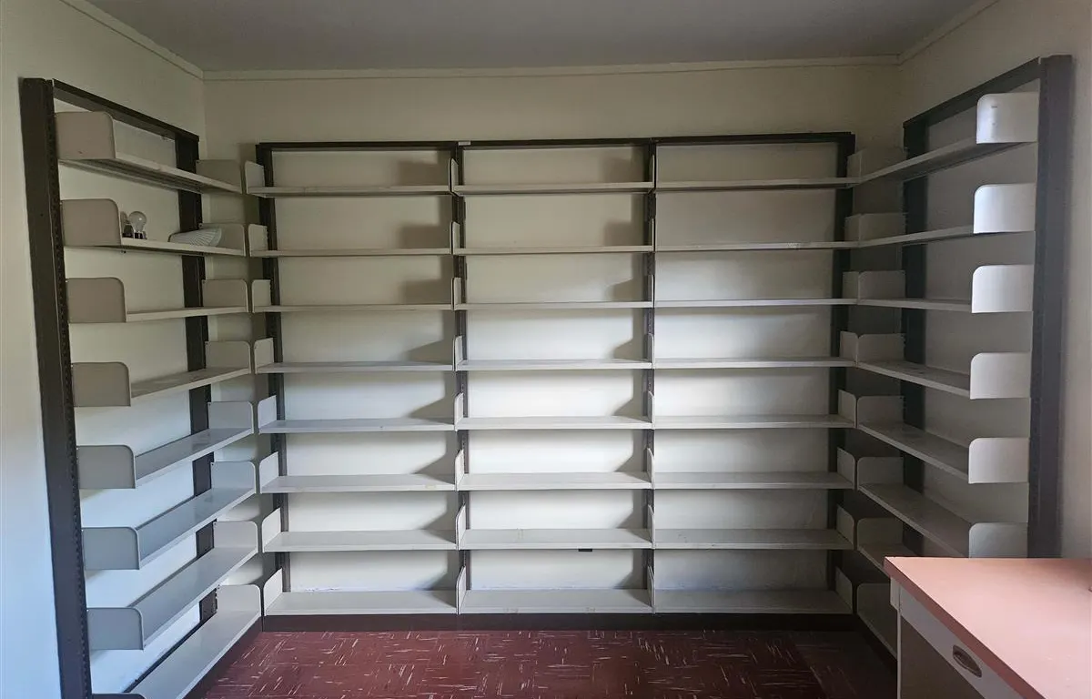 Adjustable Metal Shelving System
UNRESERVED