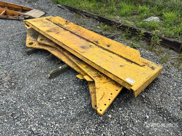 Articulated Dump Truck Tailgate