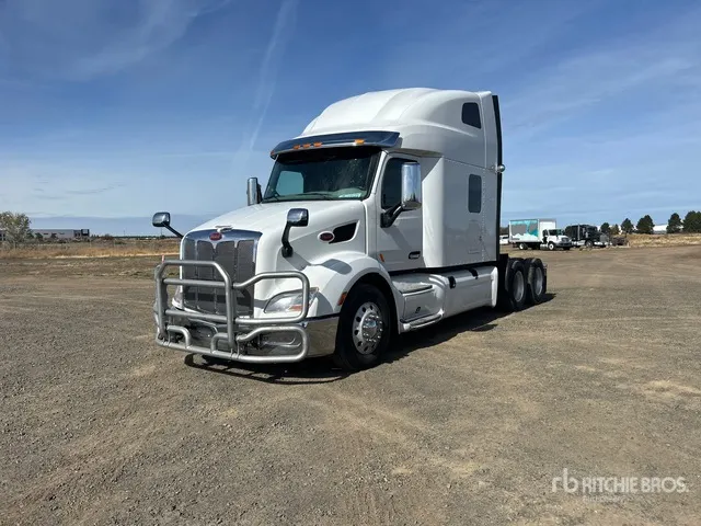 2020 Peterbilt 579 6x4 T/A Sleeper Truck Tractor