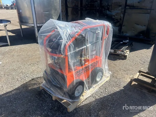 Easy-Kleen Pressure Washer (Unused)