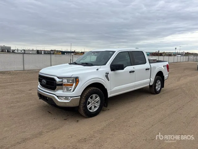 2022 Ford F-150 XLT 4x4 Crew Cab Pickup