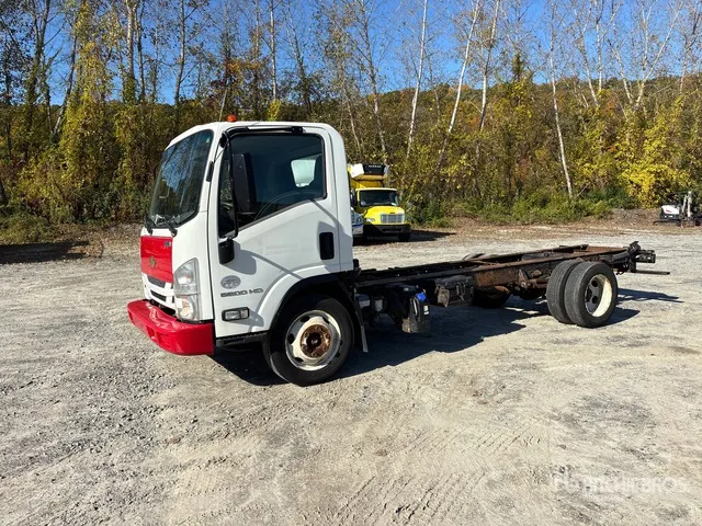 2017 Chevrolet 5500HD 4x2 Cab and Chassis