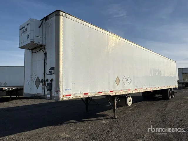 2013 Vanguard 53 ft x 102 in T/A Heated Van Trailer