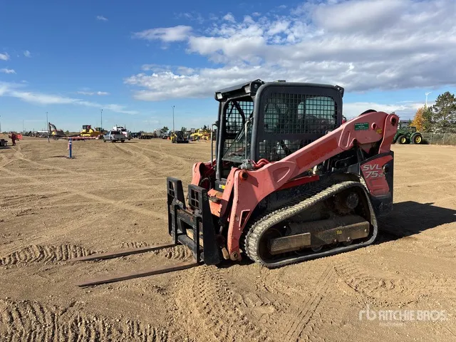2016 Kubota SVL75-2 Compact Track Loader