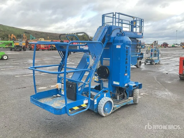 2017 Haulotte Star10 2WD Electric Telescopic Boom Lift (Inoperable)