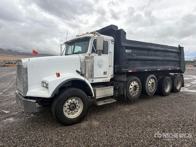 2000 Freightliner 10x4 Quad/A Dump Truck