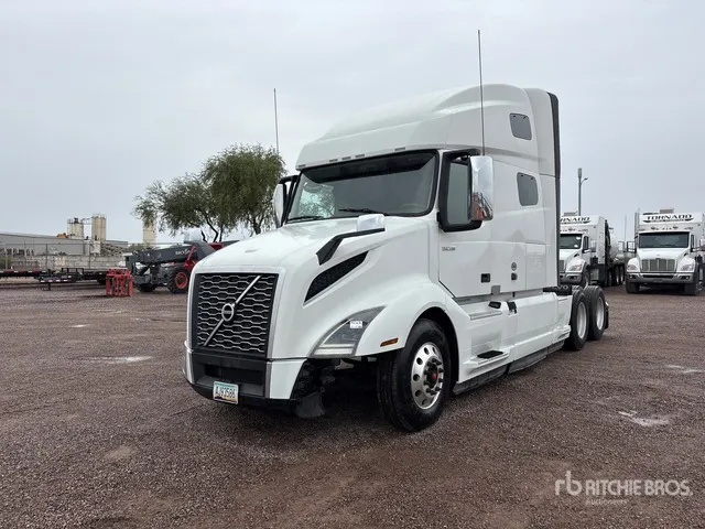 2020 Volvo VNL760 6x4 T/A Sleeper Truck Tractor