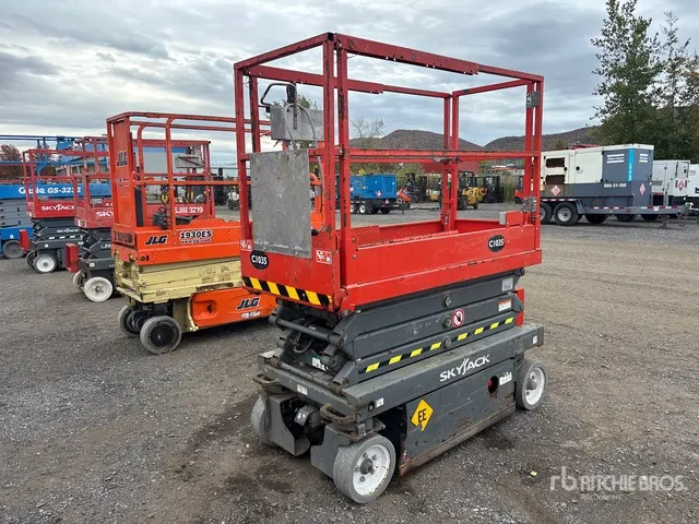2016 Skyjack SJ 3219 Electric Scissor Lift
