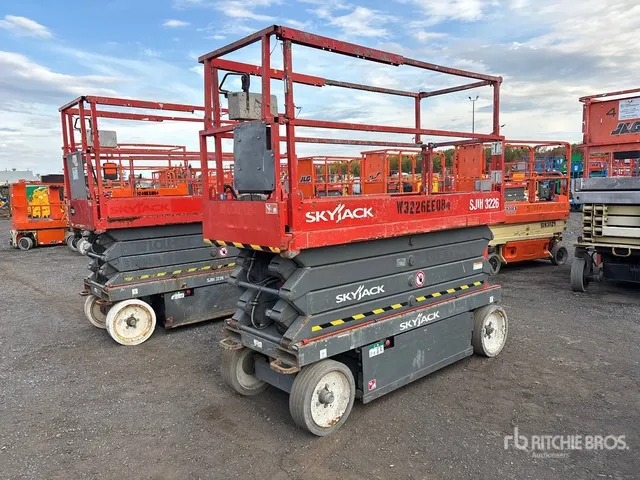 2015 Skyjack SJIII3226 Electric Scissor Lift