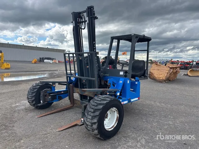 2004 Princeton E2-3RVX 5000 lb 3x3 Truck Mounted Forklift