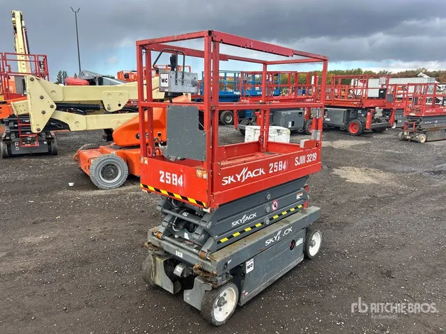2017 Skyjack SJIII3219 Electric Scissor Lift