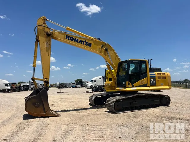 2022 Komatsu PC210LC-11 Tracked Excavator