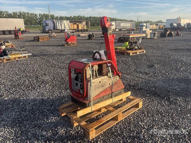 2017 Wacker Neuson DPU5545Hech Vibratory Plate Compactor