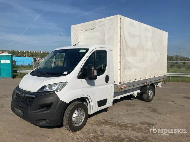 2022 Opel Movano 2.2 4x2 Curtain Side Truck