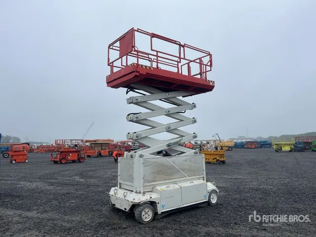 2015 PB Lift PB S151-16E Electric Scissor Lift