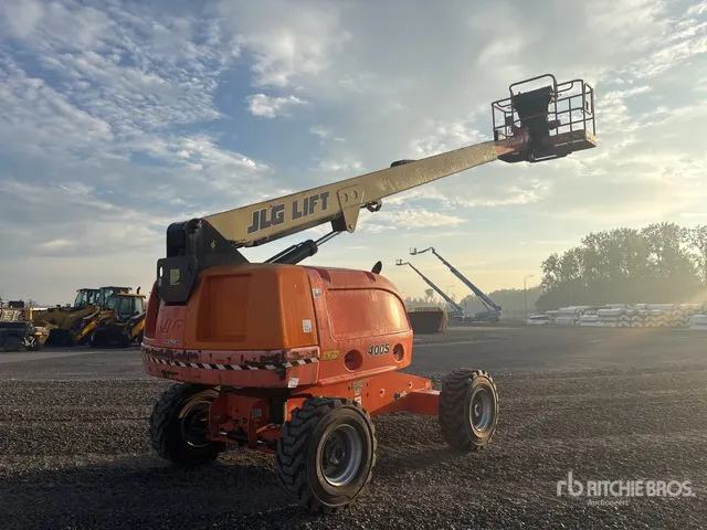 2013 JLG 400S 4WD Diesel Telescopic Boom Lift