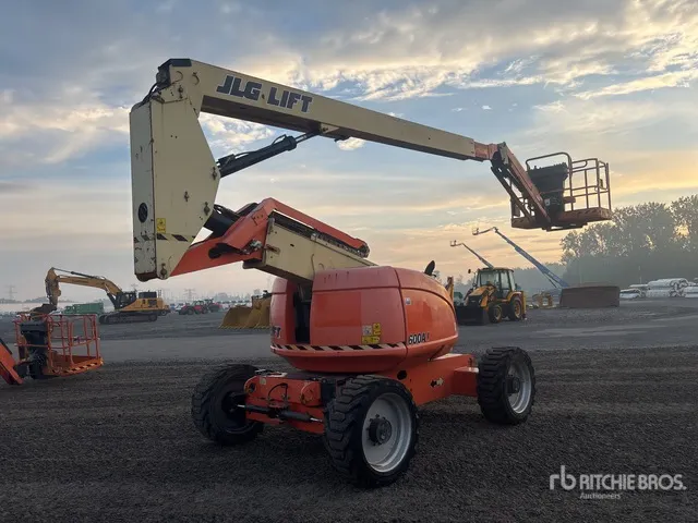 2014 JLG 600AJ 4WD Diesel Articulating Boom Lift