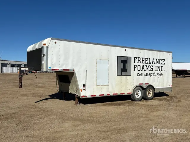 2006 United Expressway 20 ft T/A Gooseneck Enclosed Trailer