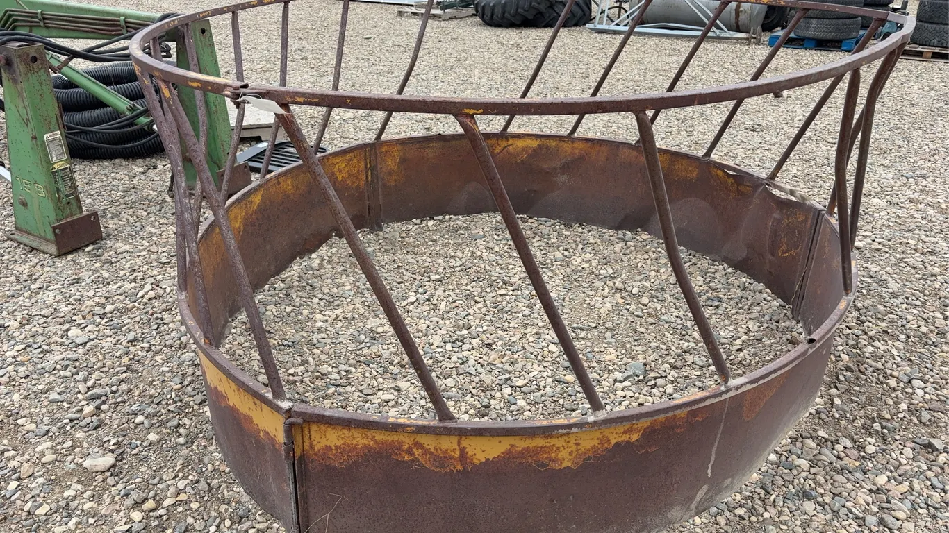 Round Bale Feeder