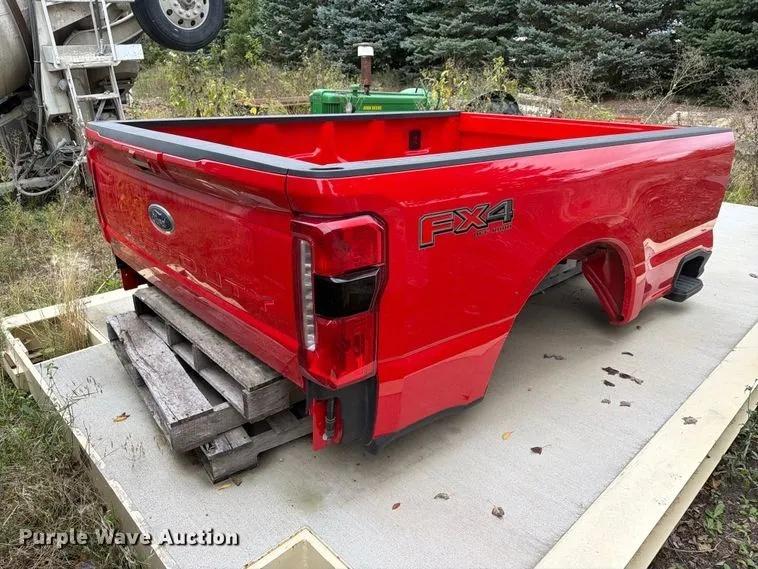 Ford Super Duty pickup bed