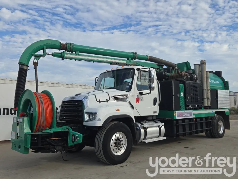 2020 Freightliner 114SD