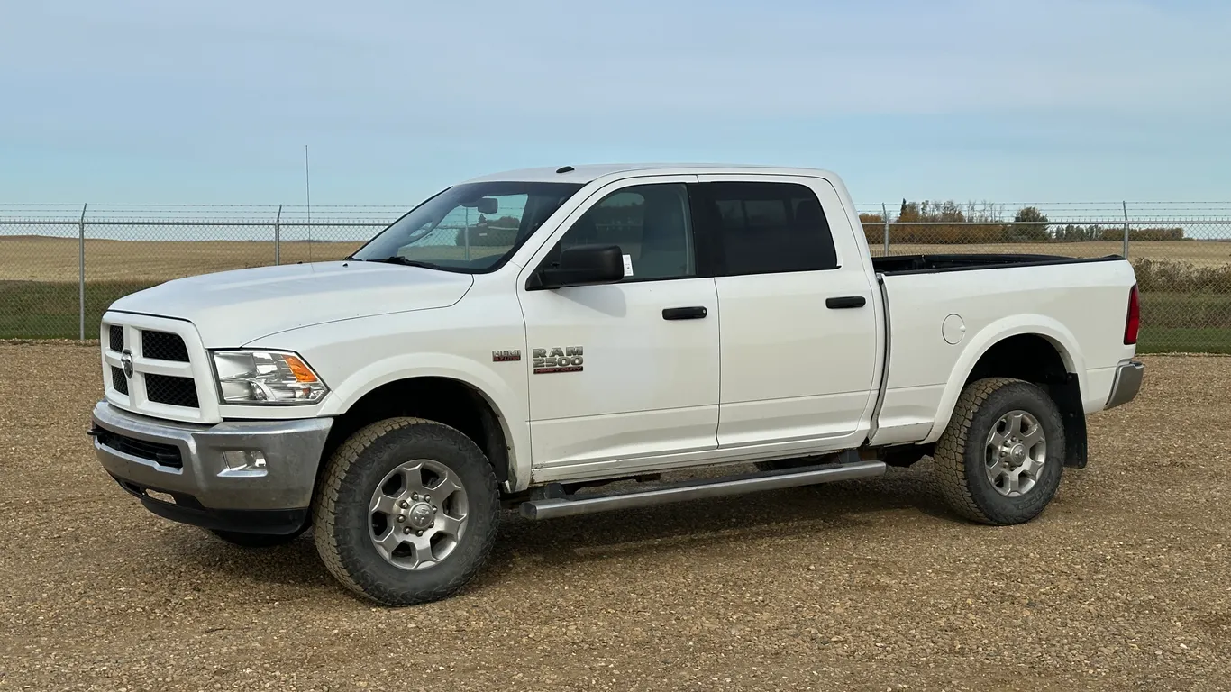 2018 Dodge Ram 2500 4x4 Outdoorsman 4dr Crew Cab 6.3 ft. SB Pickup
